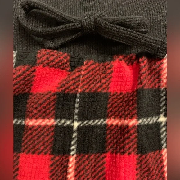 Pyjamas - Picture 3 of 6